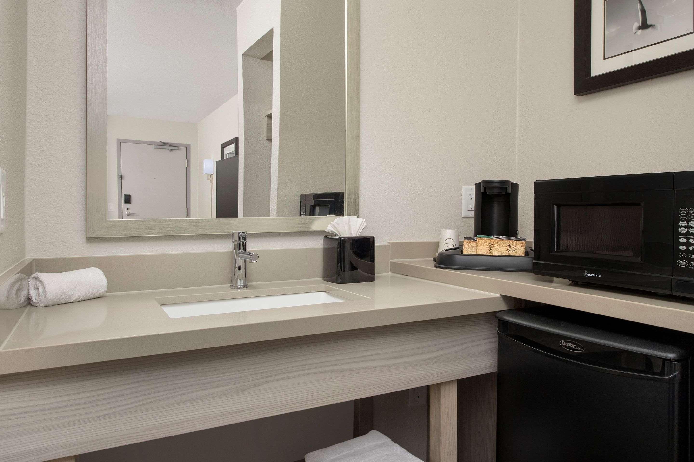 Quality Inn Atlantic Beach-Mayo Clinic Jax Area Ngoại thất bức ảnh