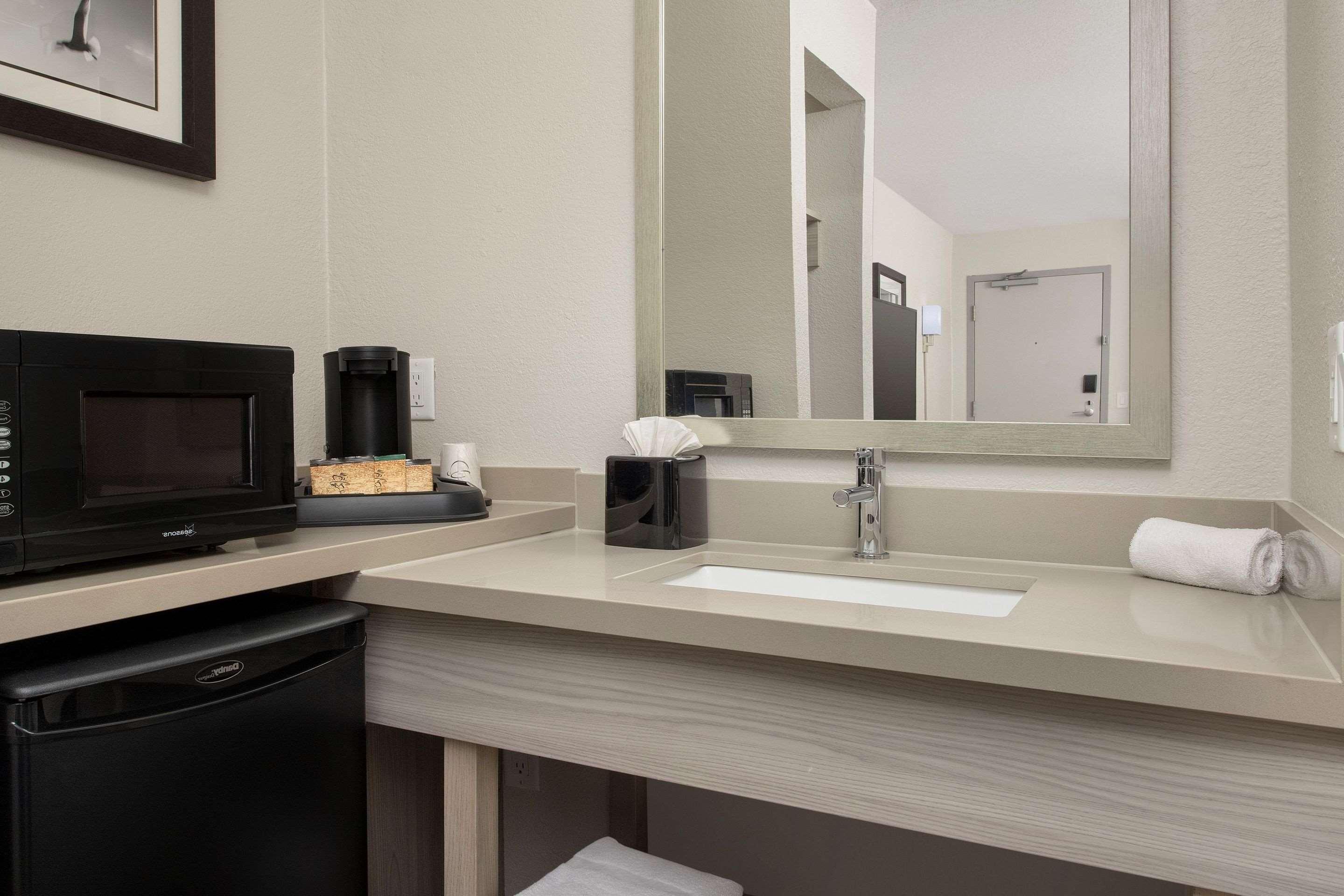 Quality Inn Atlantic Beach-Mayo Clinic Jax Area Ngoại thất bức ảnh