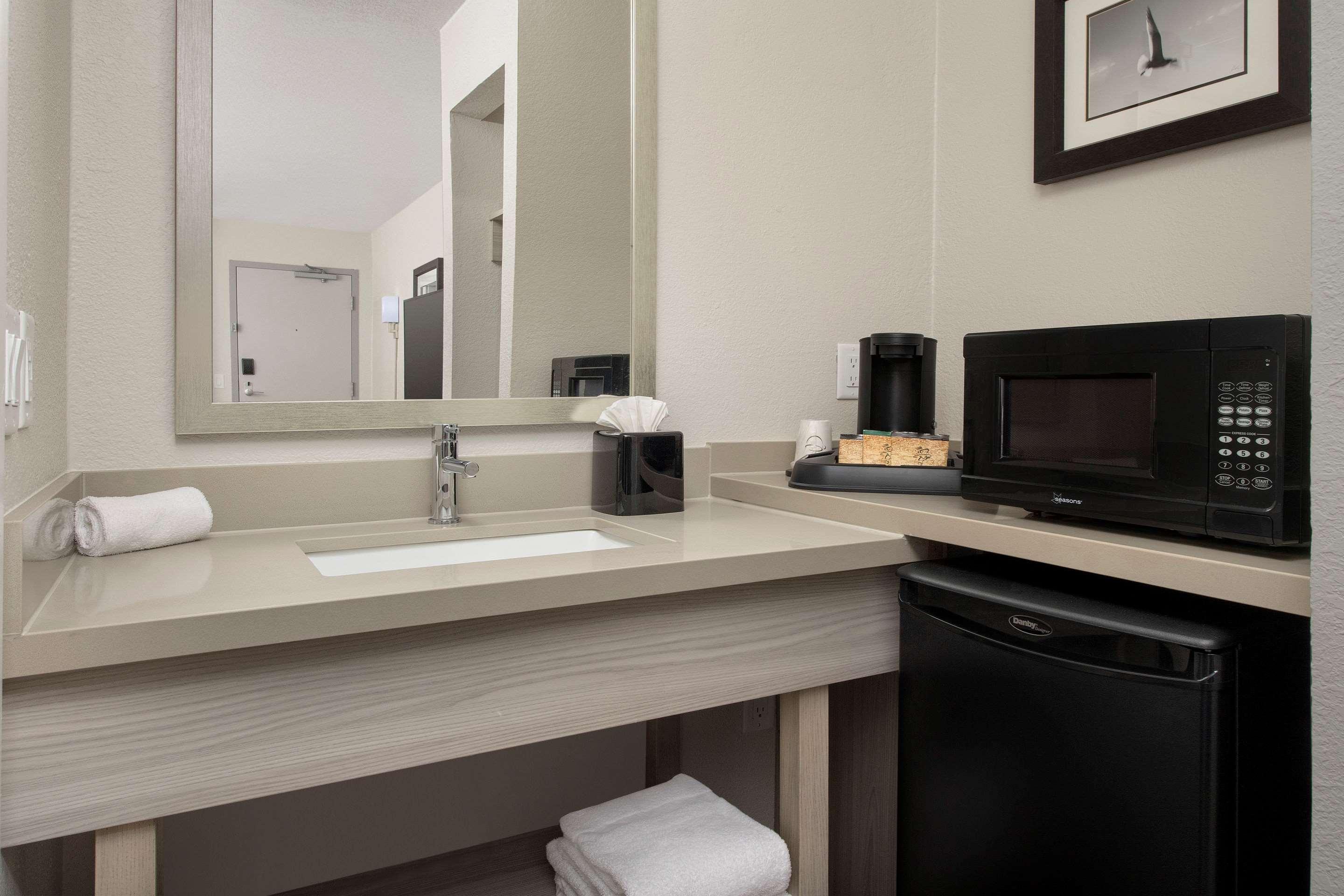 Quality Inn Atlantic Beach-Mayo Clinic Jax Area Ngoại thất bức ảnh